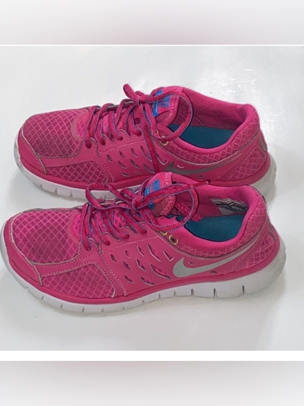 Nike Flex 2013 Run Women’s Hot Pink Athletic Running Shoes Size 6